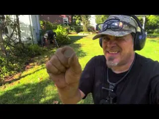 This Tiny Patch of an 1820s Yard Was Absolutely LOADED With