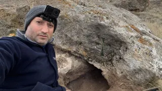 Büyük Yaşam Alanında Define Dolu Mezarlar Açıyorum