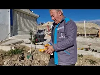 KÖYDE YAŞAM BAHÇE ÇALIŞMALARIMIZ GÜLERİMİZİN YERLERİNİ