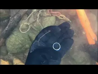 Mergulhando em Cachoeira atrás de objetos de valor 03