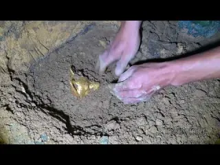 I m digging a mysterious treasure in the cave It s great