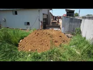 Amazing Skills powered by Komatsu D60p Dozer Pushing Soil