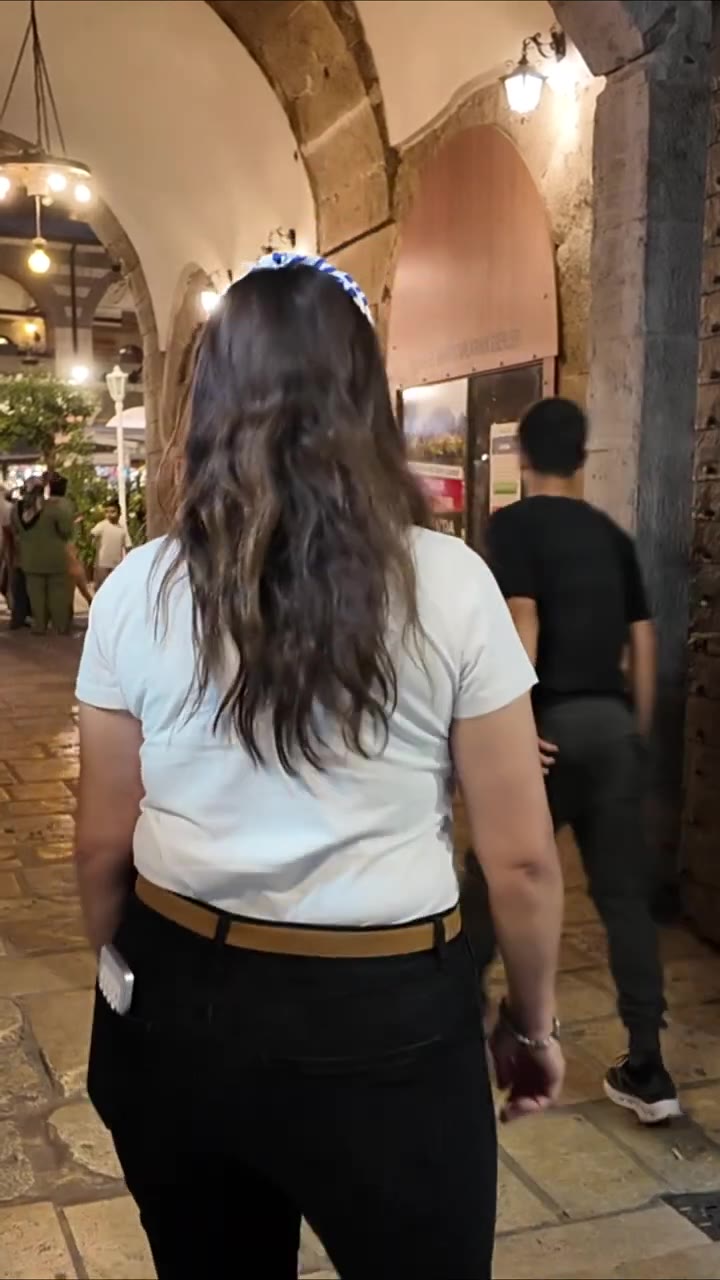Exploring the Historical Taşhan Bazaar in Tokat