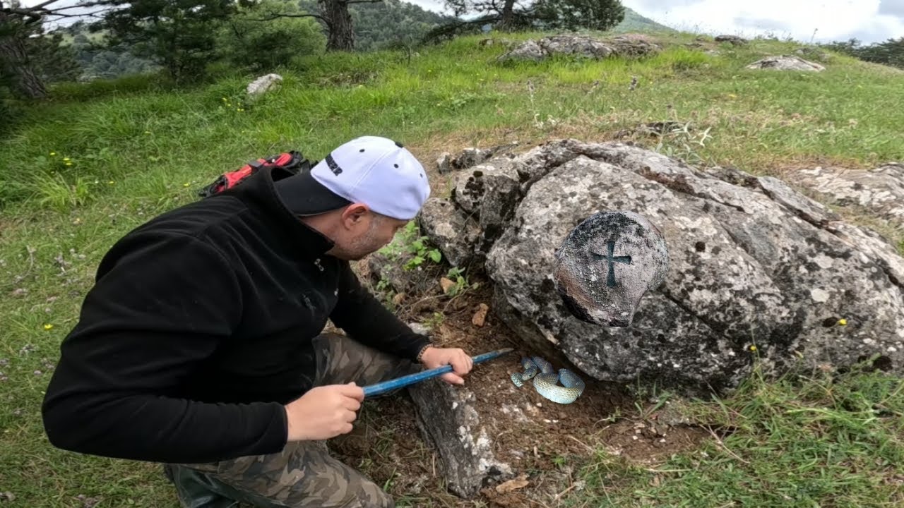 Tılsımın İçindeki Define Kasasını Açmayı Çözük Sonunda