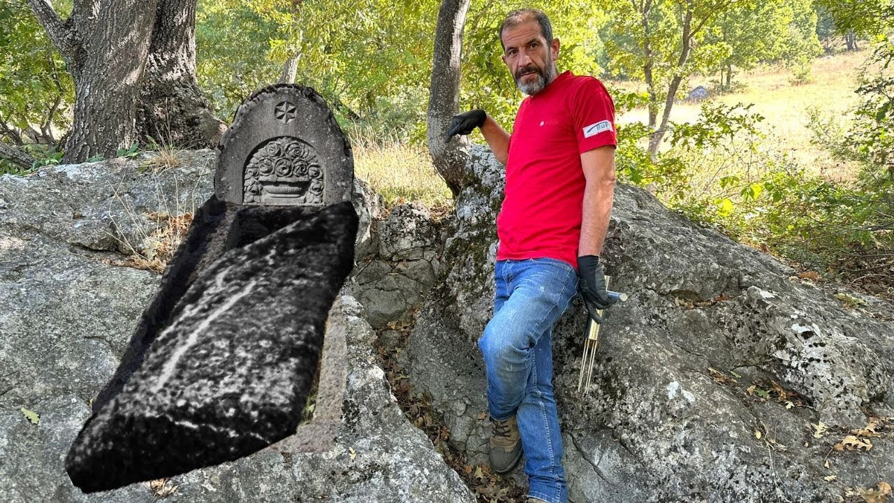 İçi Hazine Define Dolu Kaya Mezarı Bulduk Açıyoruz