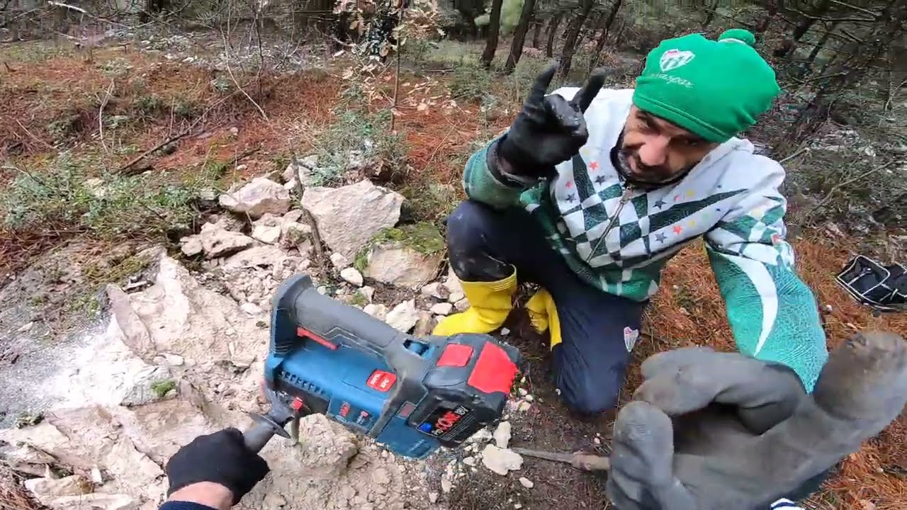 Zengin Kurt Figürü Altındaki Define Kasasını Açtık