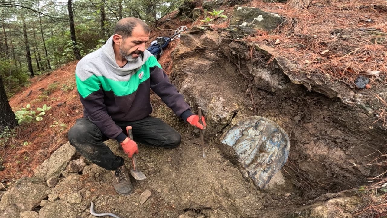Höyük Mezardan Çıkan Hazineler Defineler Bizi Şaşırttı