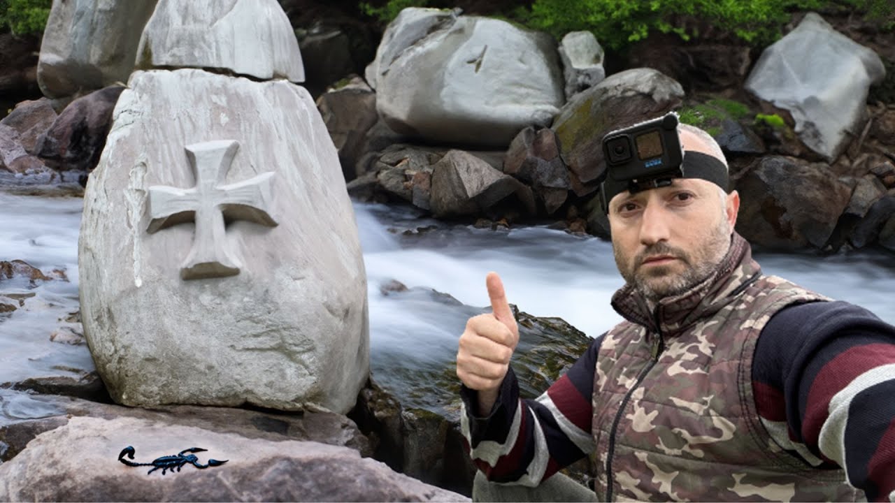 Eşkıyaların Sakladığı Defineyi İşaretlerden Buldum