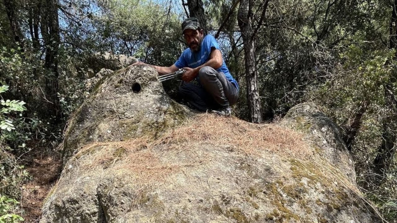 Kaya Tavuk Figüründen Efsane Define Çıkardık