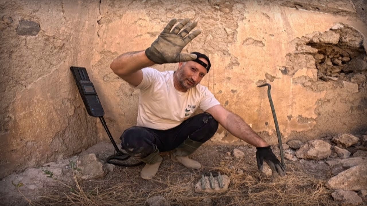 Tarihin İçinde Kalan Gizemli Define Kasaları Ortaya Çıkıyor