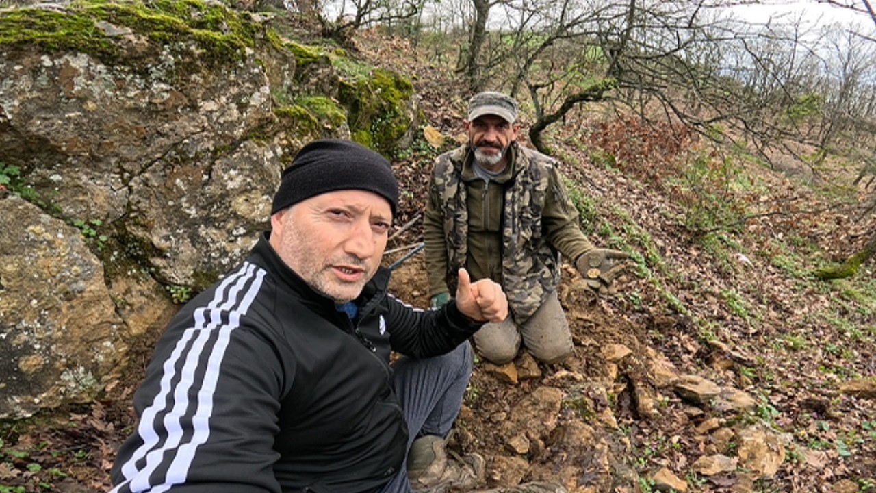 Ermenilerin Çokça Define Sakladığı Bölgede Keşiflerdeyiz