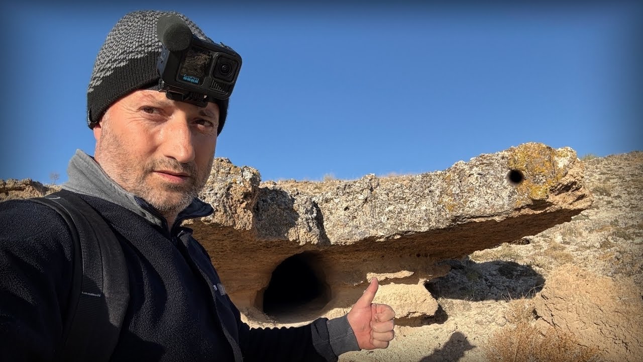 Kayıp Mezarda Dedektör Çıldırdı Paha Biçilemez Define Çıktı