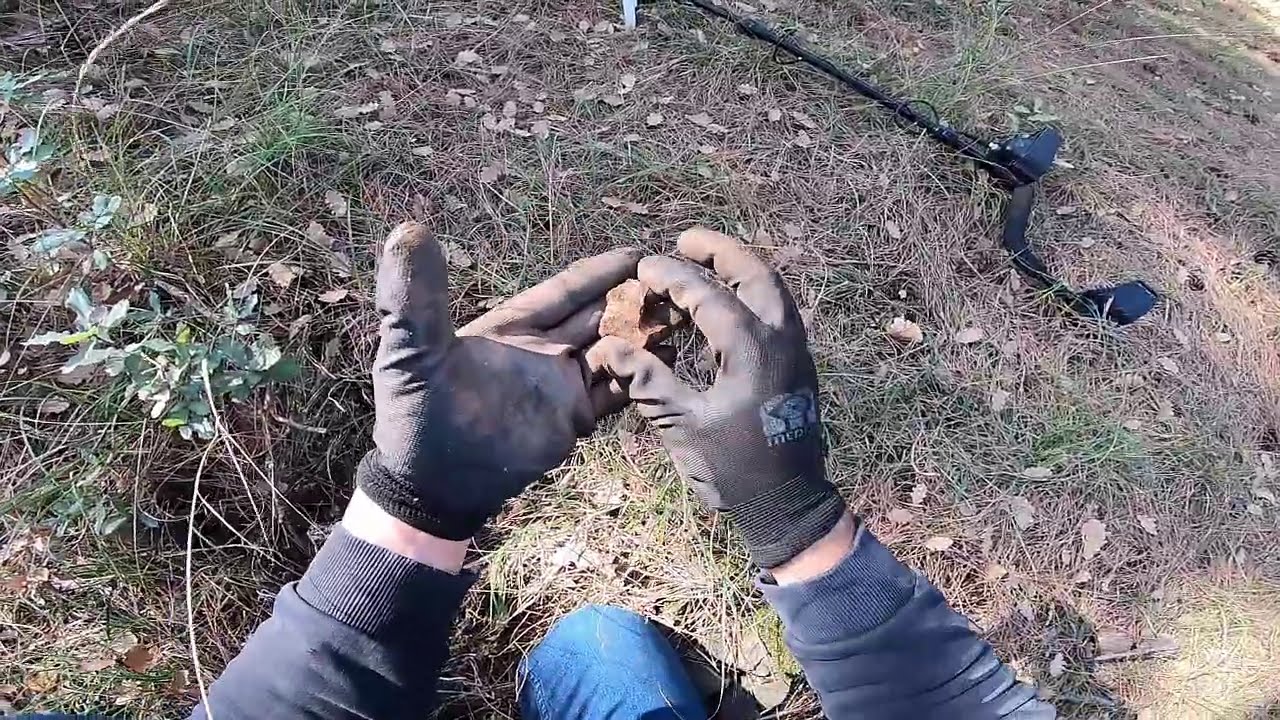 Define Ararken Bulduğum Gizemli Parçalar