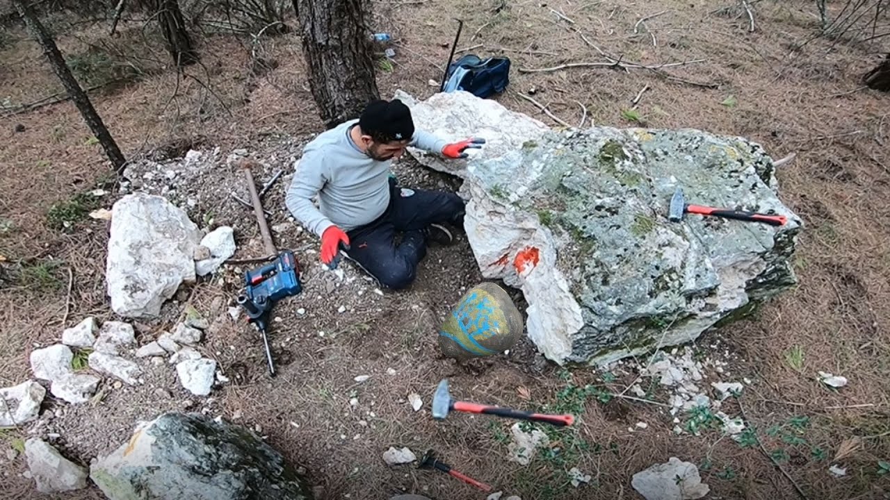 Define Kasasından Altınlar Çıkınca Kanlar Saçılmaya Başladı