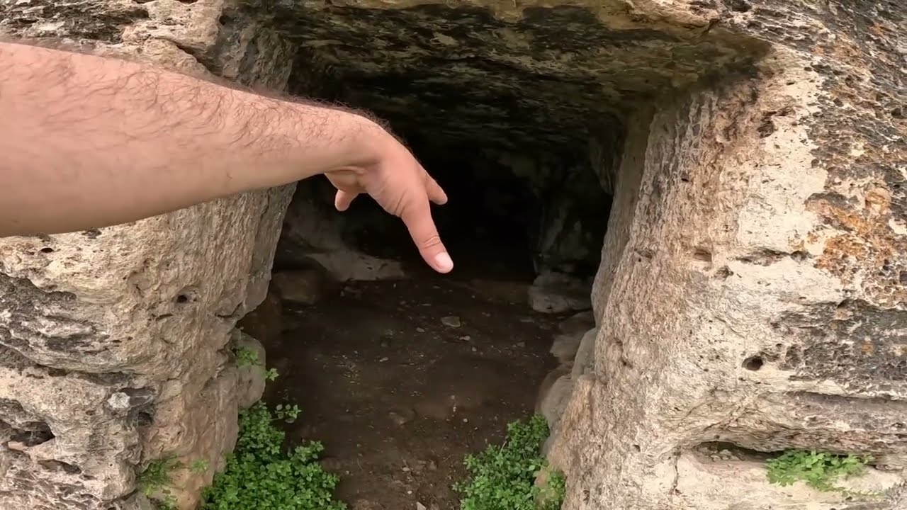 Tarihi Köyden Define Bulan Herkes Zengin Olup Gitmişler