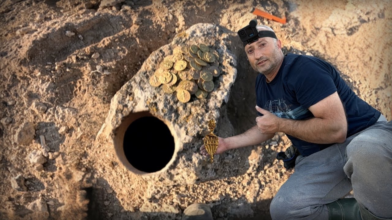 Tarihin En Büyük Kesifini Yaptım Altın Define Dolu Kasayı
