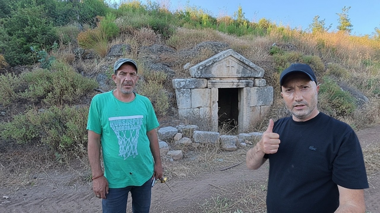 Define Kasası Açtığımız Bölgede Büyük Keşif Mezar