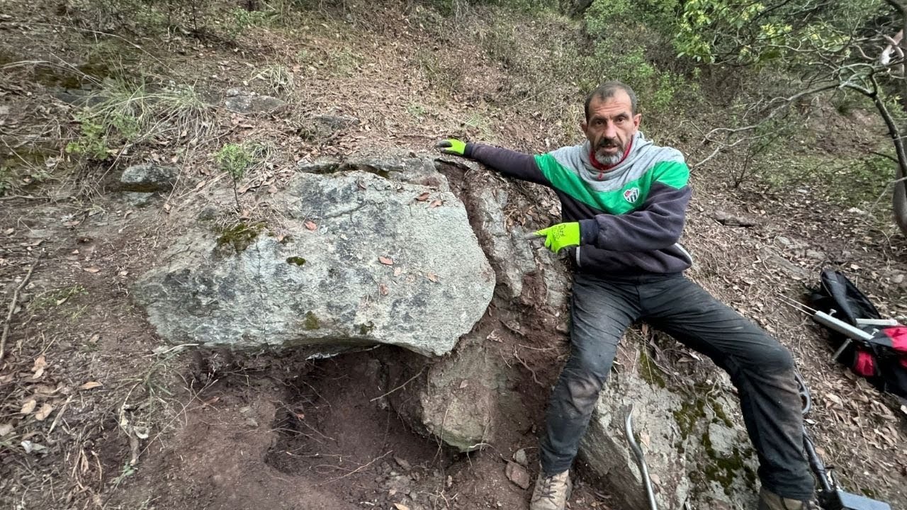 Büyük Mezarın Definesi Çok Derinlere Gidiyor Açıyoruz