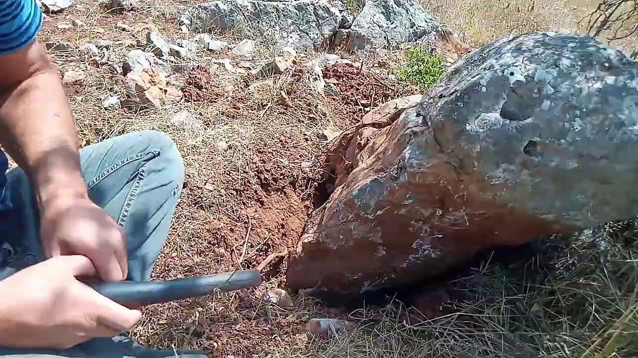 geç kaldık defineyi götürmüşler uyanıklar