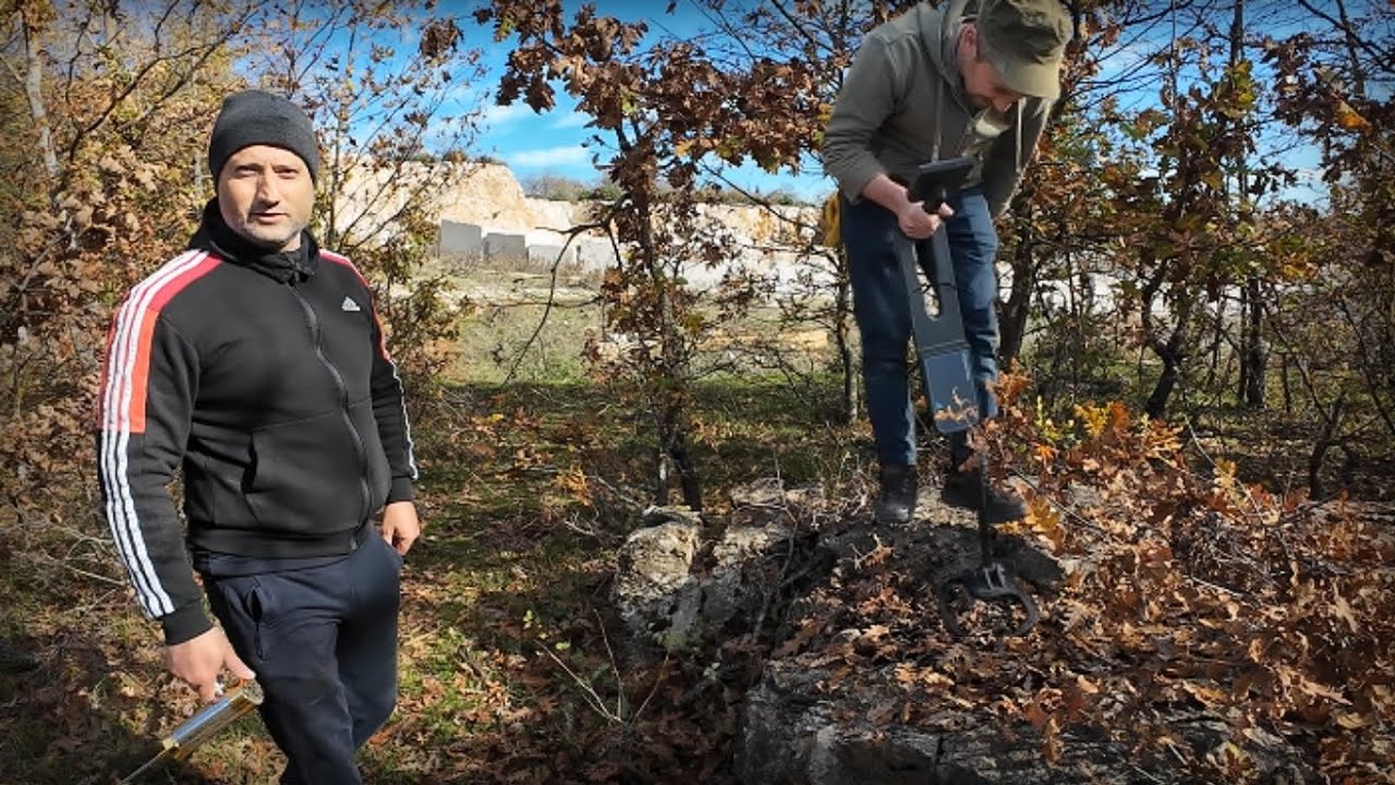 Eşkıya Define Kasası Kayanın İçinde Çok Zorlandık Açmaya