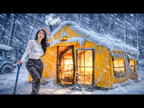 HEAVY SNOW CAMPING INSIDE A LUXURY AIR TENT