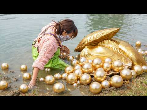 Exploring the river, this wild girl dug up a huge clam with