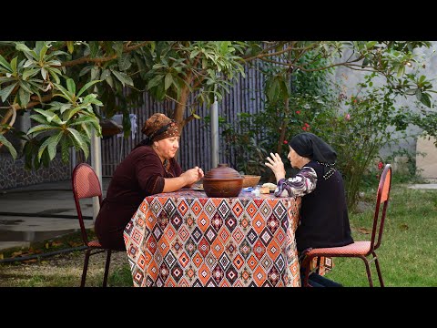Traditional Azerbaijan Cabbage Dolma and Baking Lemonchik