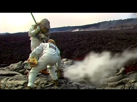 Le Piton de la Fournaise, un volcan sous haute surveillance