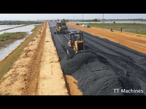 Best Team Work Use Skills Operating Of Dozer & Motor Grader