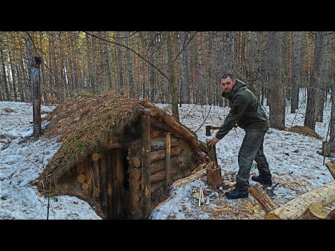 Overnight in a forest dugout, bushcraft