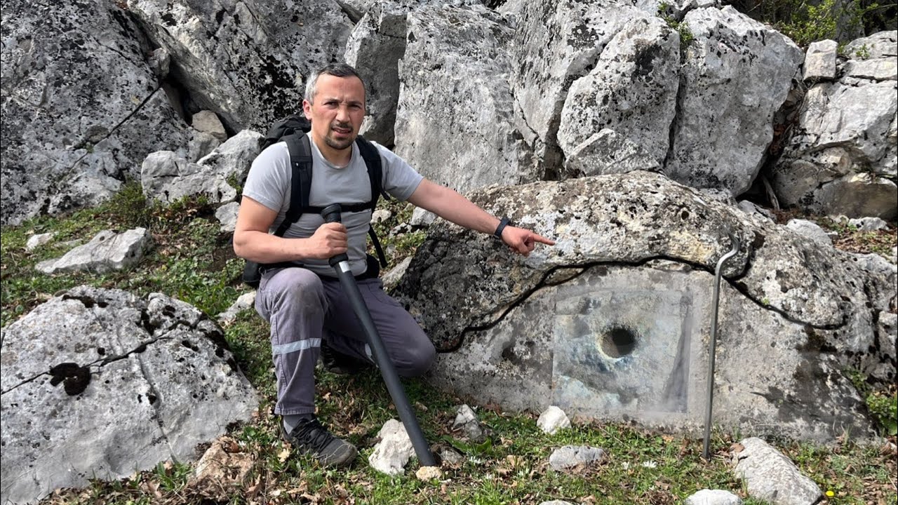 Define İşaretleri Gizli Hazine Kaya Kasadan Çıkıyor
