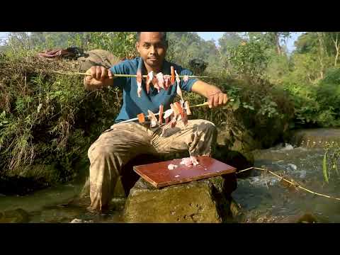 solo survival on hill river side cooking & eating pork