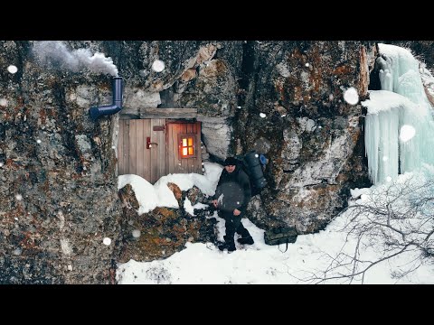 Solo Survival: Transforming a Cave into a Cozy Mountain