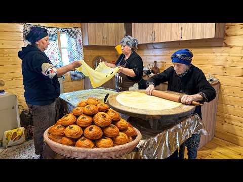 94-Year-Old Grandma’s Relaxing Village Life | Rolling Dough