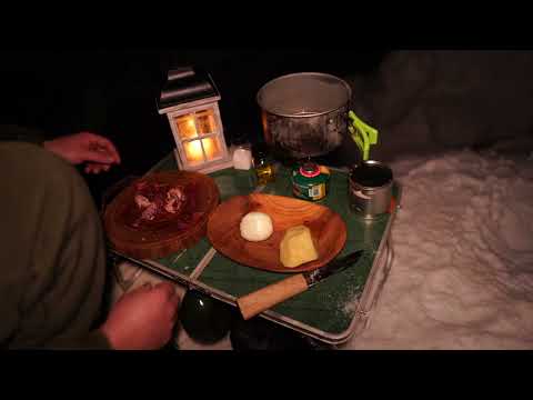 Wait out Winter in an amazing cave Solo Survival