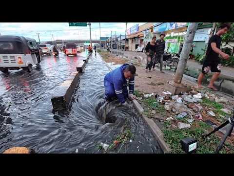 Congestion of drainage systems during heavy rains has