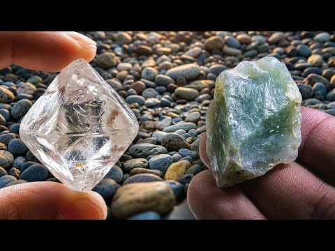 These 5 Cloudy Pebbles Could Actually Be Raw Diamonds —
