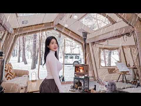CAMPING IN A SNOWY FIELD WITH A 4-ROOM INFLATABLE TENTㅣCOZY