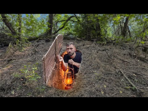 Building a Warm and Cozy Dugout for Survival Log Shelter,