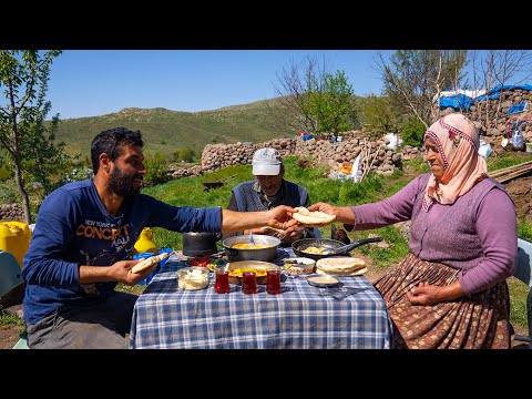 Yaylada Huzurlu Bir Sabah- Lezzetli Köy Kahvaltısı