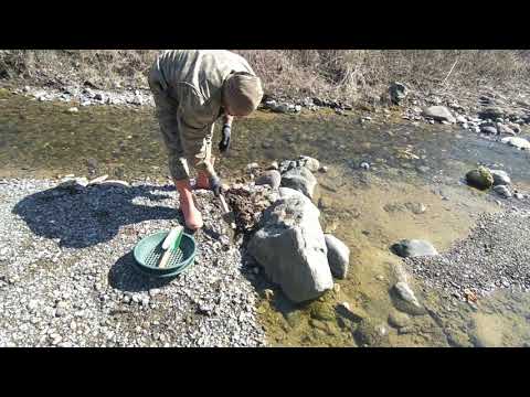 Zengin, derede altın arama, gold found, gold rêver