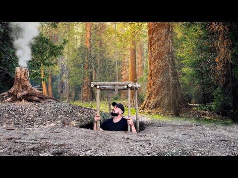 Building a Secret Dugout with a Moving Elevator Survival
