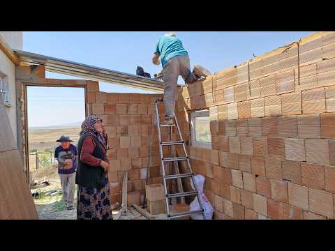 KOMŞUMUZUN YENİ EKMEK TANDIRININ ÇATISINA BAŞLADIK ÇOK