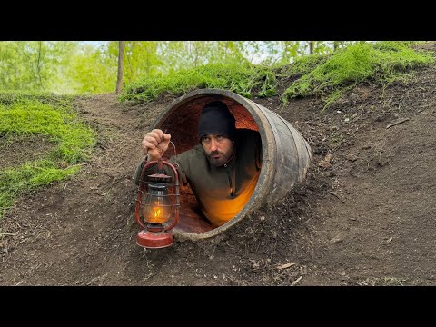Building a Secret Dugout Inside a Wooden Barrel. Warm