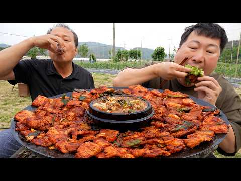 엄마표 제육볶음에 우렁된장! 텃밭 상추에 푸짐하게 한 쌈! (Stir Fried Pork & Soybean