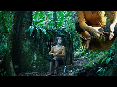 Wild survival with just a machete, skills to live in the