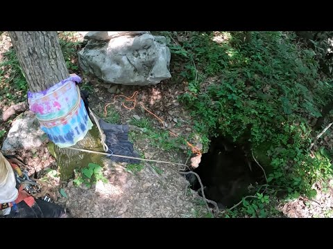 Hole In Earth Leads To Massive 220 Foot Drop