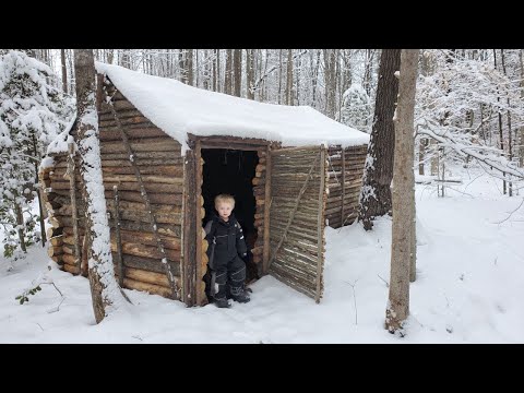 Building Log Cabin By Hand - 9 Days Winter Camping with 3