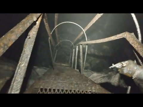 Exploring Giant Soot Covered Mine