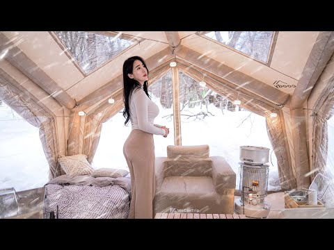 COZY CAMPING IN AN AIR TENT COVERED IN SNOW CAMP ASMR